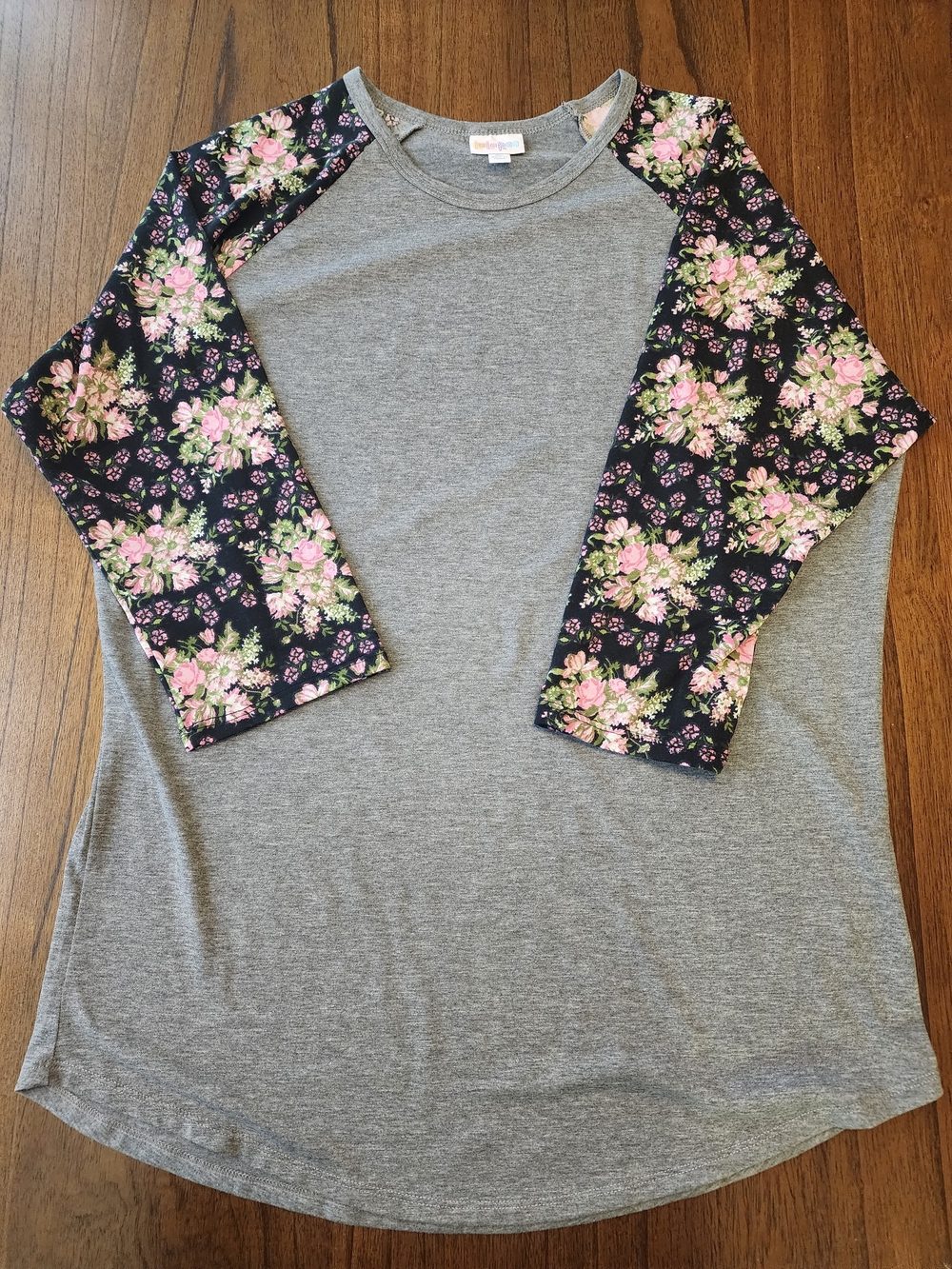 LuLaRoe Gray Raglan Tee with Black Floral Pink Sleeves